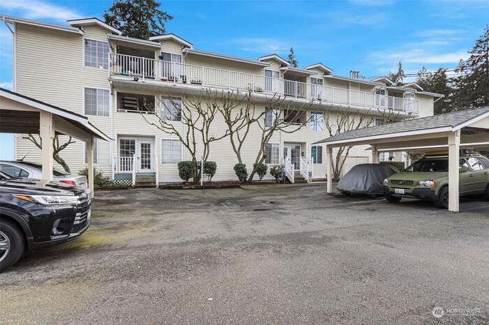 Lead image for 127 SW 154th St #303 Burien