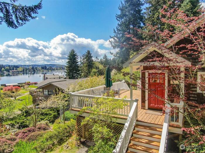 Lead image for 22501 100th Place SW Vashon