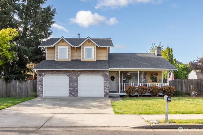 Lead image for 1522 12th Avenue NW Puyallup